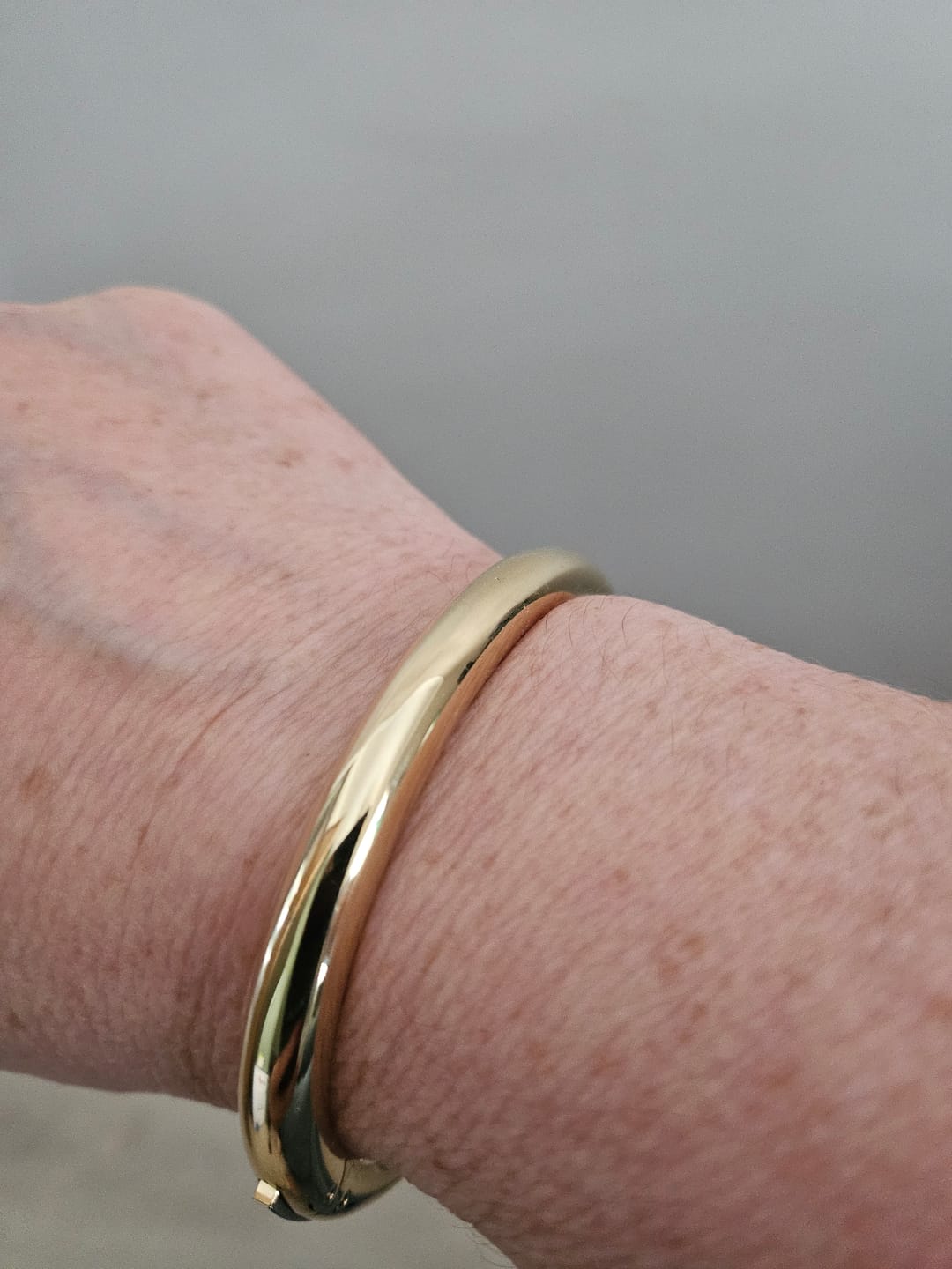 Customer photo review of Bold Oval Bangle