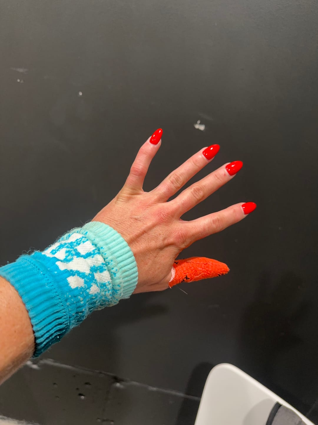 Customer photo review of LYFT-RX Gradient Sweatbands - Cyan (1 Pair, 1 Size Fits All)