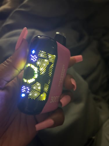 Customer photo review of Fume Pro 30K Puffs