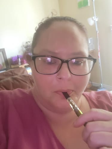 Customer photo review of 1 Gram Delta-8 THC Full Spectrum Vape Cartridge | Purple Haze - Indica