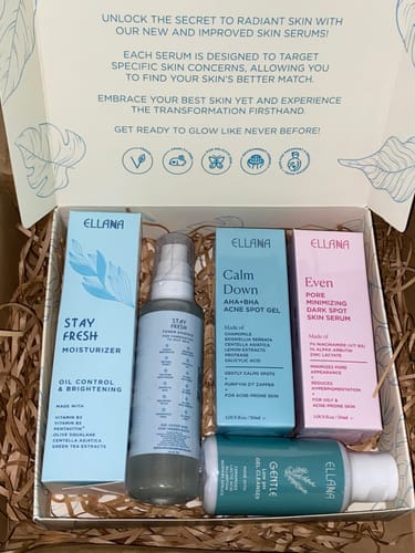 Customer photo review of Stay Fresh Moisturizer Controls Oil and Brightens