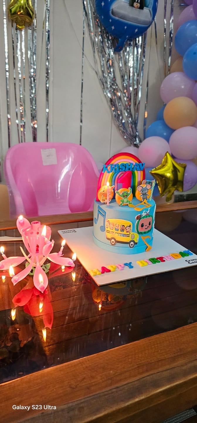 Customer photo review of Cocomelon Animals Cake