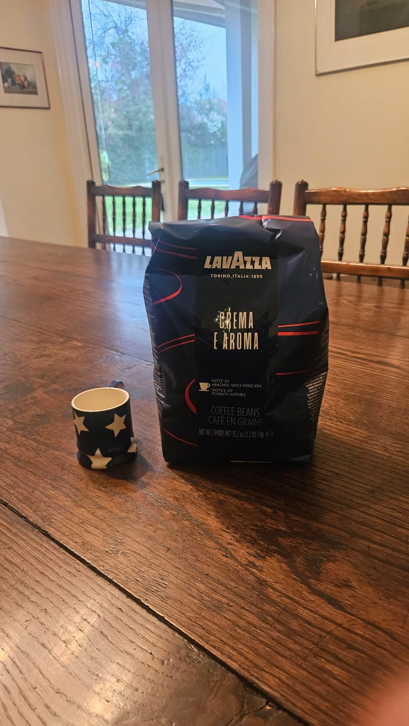 Customer photo review of Lavazza Crema e Aroma 1 kg Grano Entero