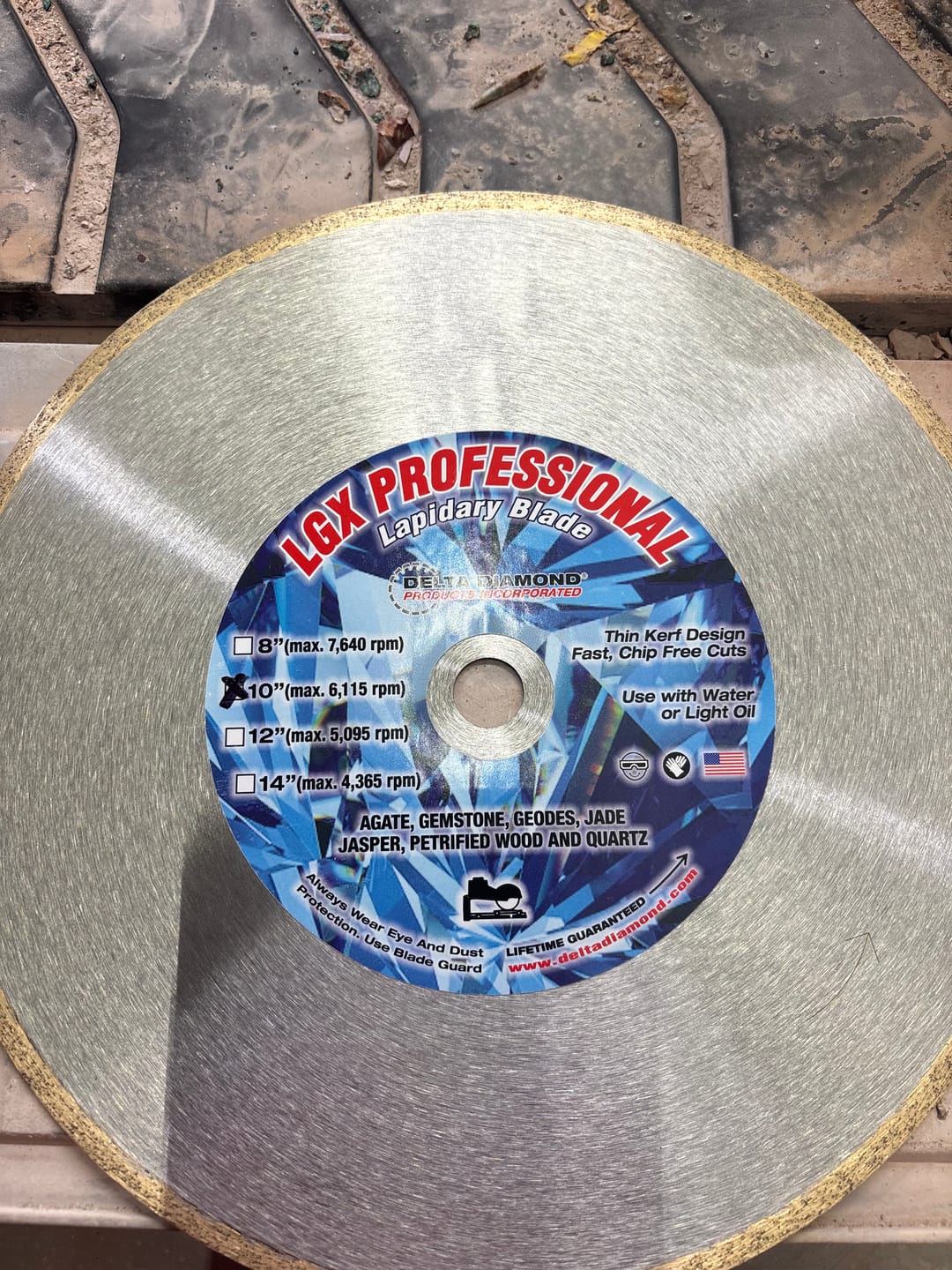 Customer photo review of Gemking Lapidary Saw Blades with Ultra-Thin Notched Rim for Wet Cutting of Hard Materials such as Agate, Petrified Wood or Jade