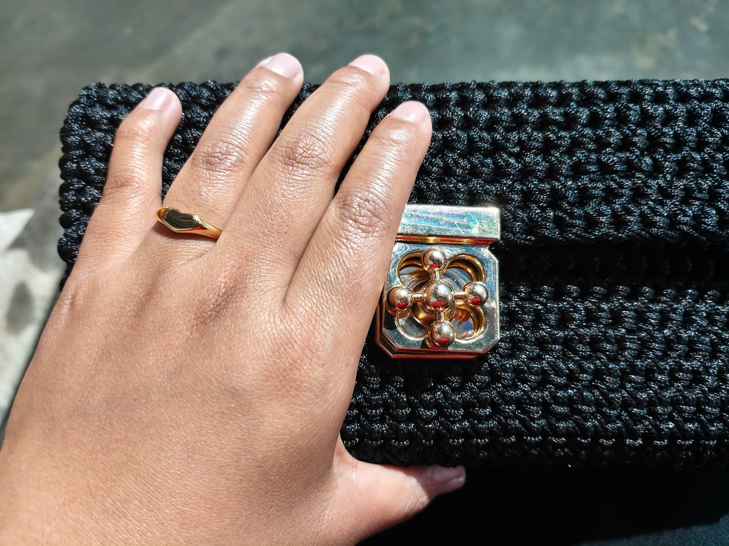 Customer photo review of Sleek Heart Ring