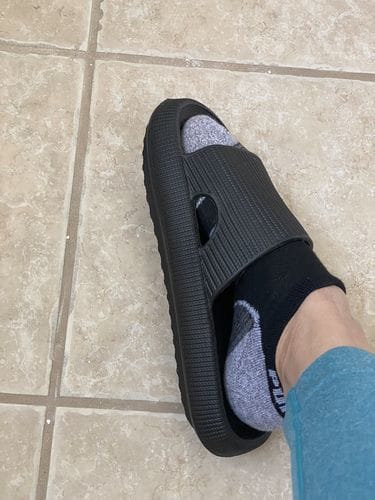Customer photo review of Alpine Cushion Slides