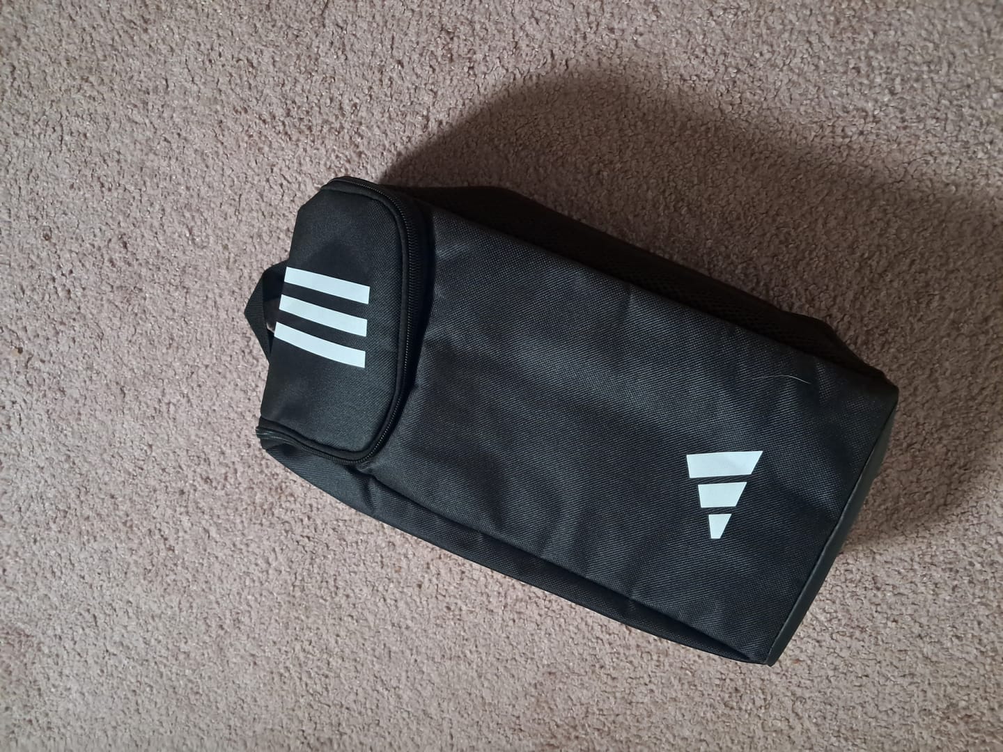 Customer photo review of Shoebag Performance Adidas