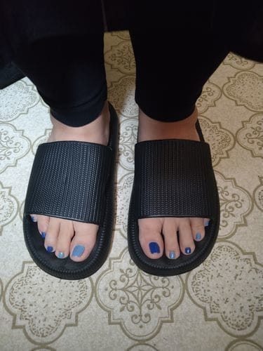 Customer photo review of Alpine Cushion Slides