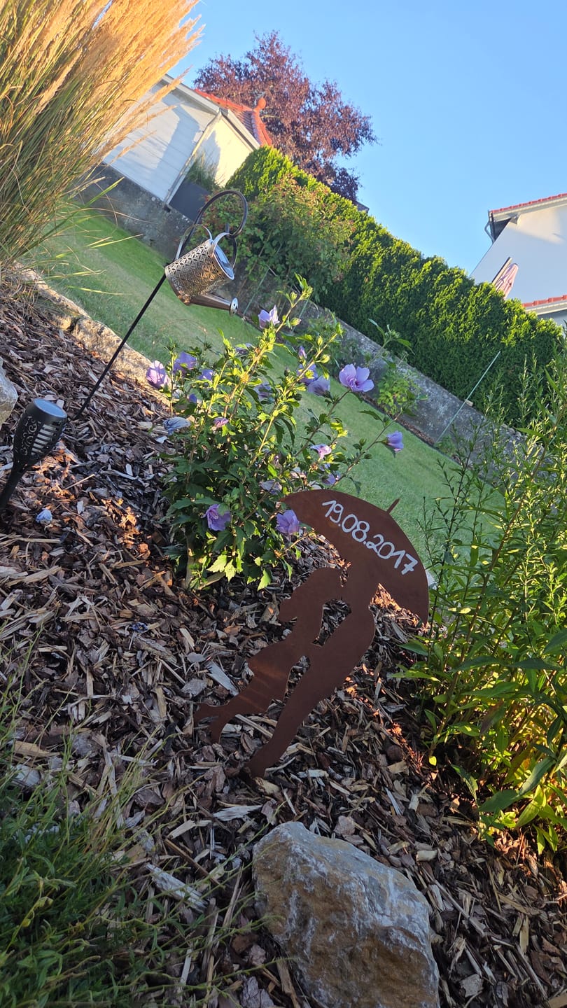 Customer photo review of Gartenstecker Liebespaar