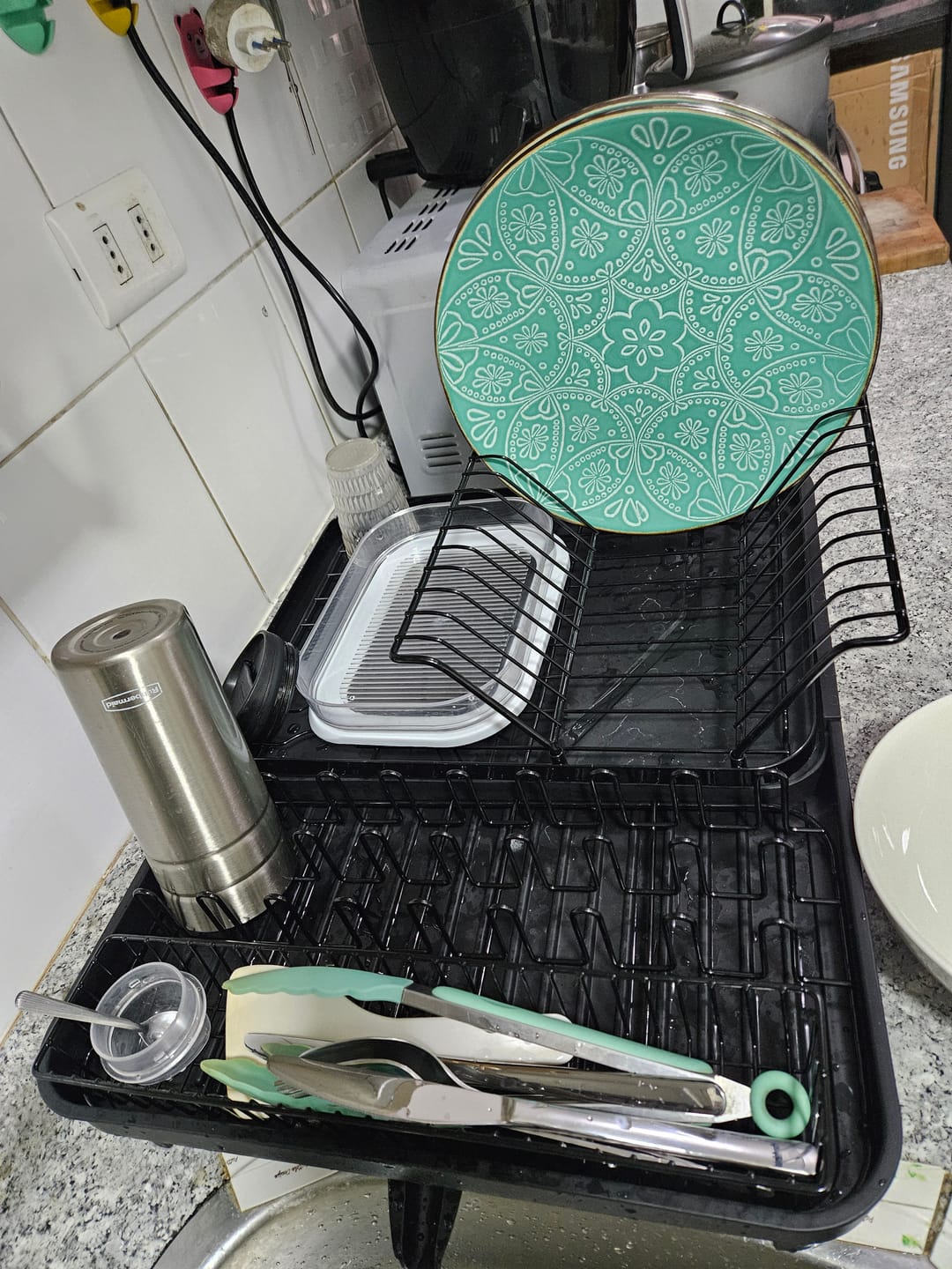 Customer photo review of Secaplatos Escurridor Cocina Acero Inoxidable Plegable Loza