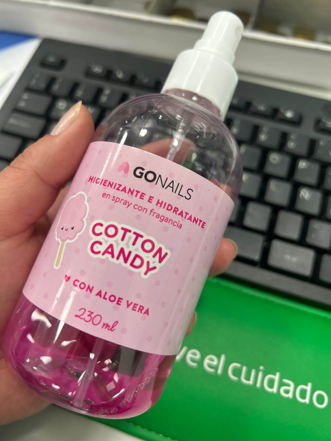 Customer photo review of Higienizante e Hidratante de Manos y Pies - Cotton Candy