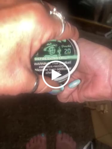 Customer video review of Refreshing Chill Nicotine Pouches