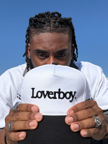 Customer photo review of Loverboy (White/Black)