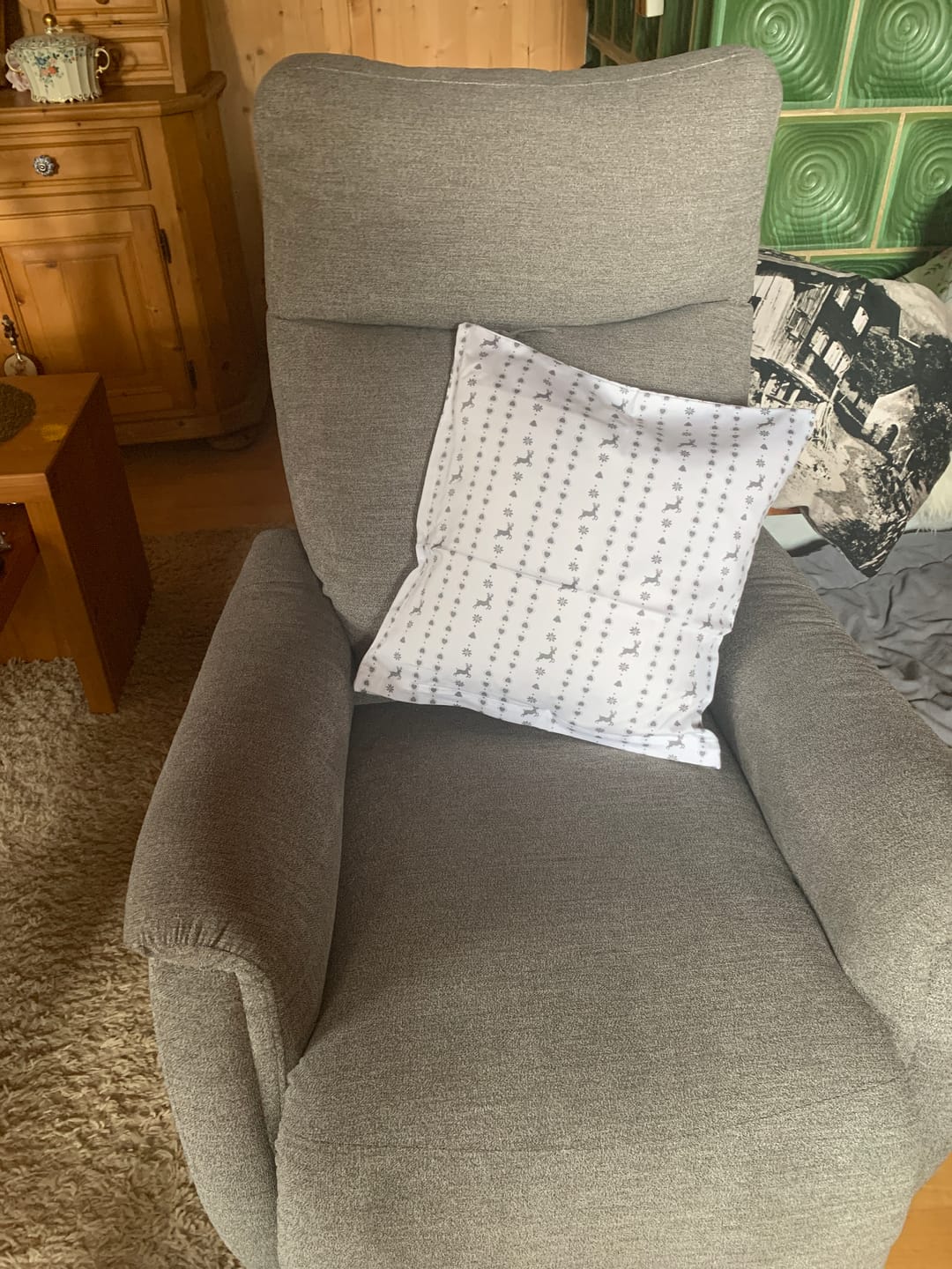 Customer photo review of Landhaus Kissen Bozen Hirsch mit Herz 80x80 cm