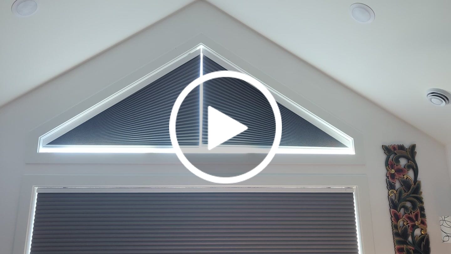 Customer video review of SmartWings Motorized Blackout Trapezoid Cellular Shades Nowa