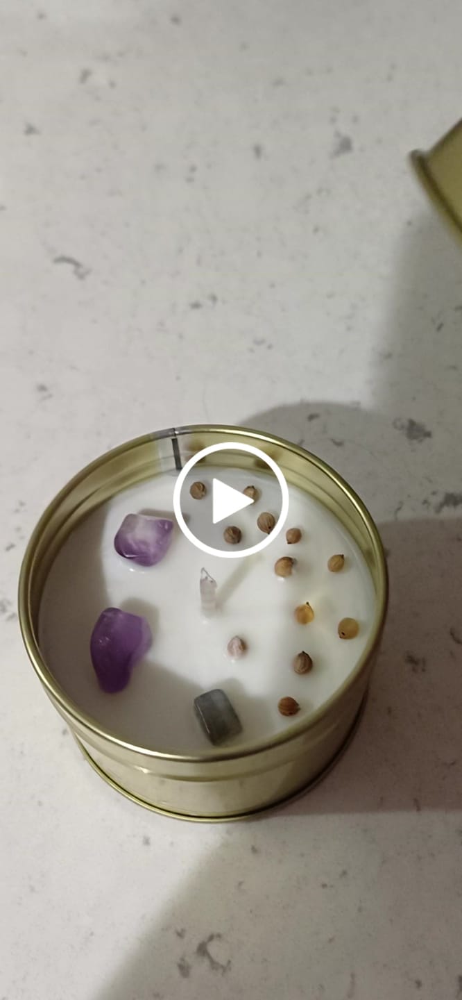 Customer video review of Tarro con tapa de color Dorado