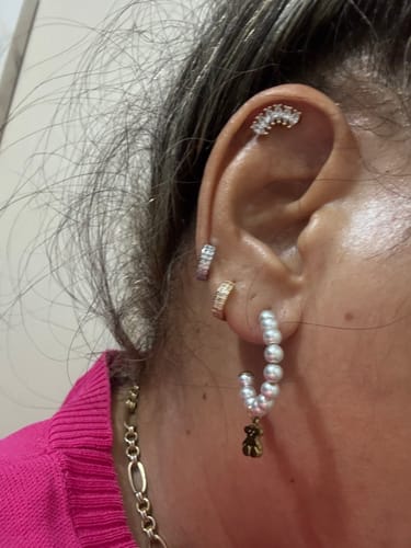 Customer photo review of Piercing Curva Zirconia