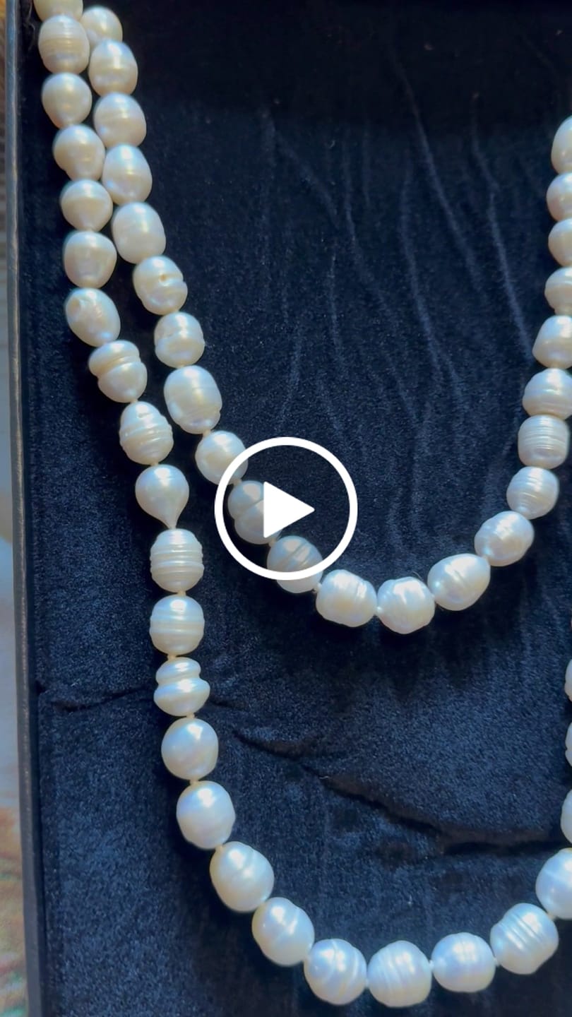 Customer video review of HEIDI DAUS®"Girls With The Pearls" Natural Baroque Pearl Strand Necklace