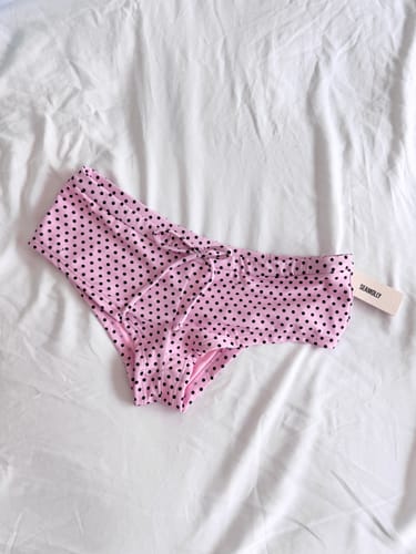 Customer photo review of Seamolly Polka Dots Bowknot Low Rise Beach Swim Bottom Boyshorts
