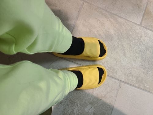 Customer photo review of Alpine Cushion Slides