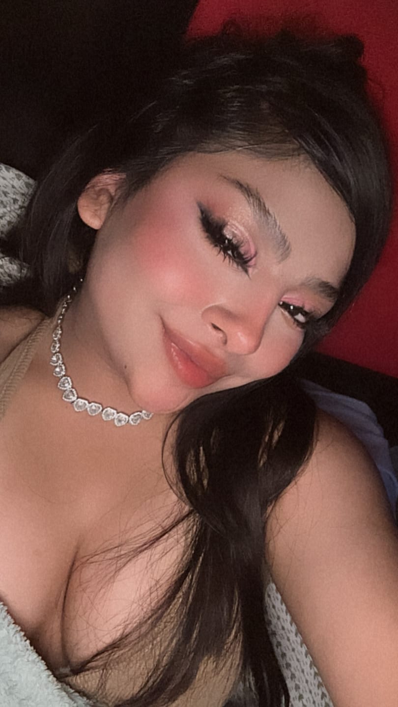 Customer photo review of COLLAR SWAROVSKI TENIS CORAZONES BLANCOS ARIANA GRANDE + KIT DE REGALO