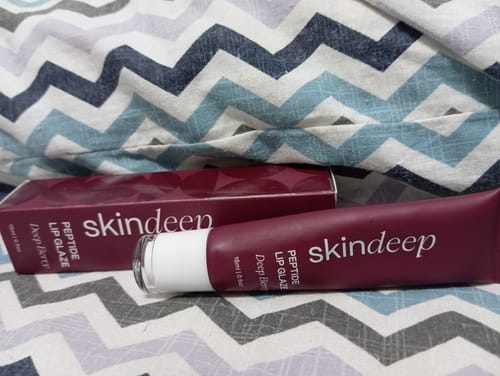 Customer photo review of » Peptide Lip Glaze (100% off)