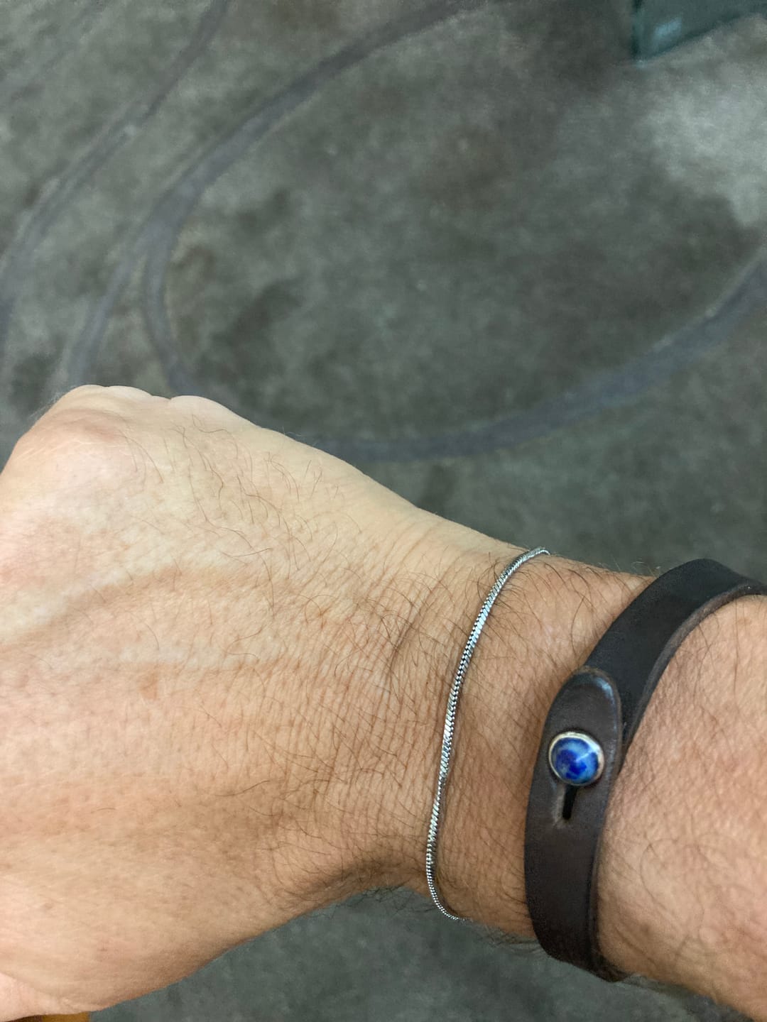 Customer photo review of Bracciale pelle io Lapislazzuli Tulsi
