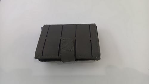 Customer photo review of Tactical Wallet First Edition- Steingrau Oliv