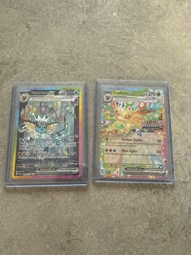 Customer photo review of Pokemon Prismatic Evolutions Surprise Box Pokémon Scarlet & Violet