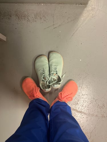 Customer photo review of Vaistoa Iloa -paljasjalkatennarit