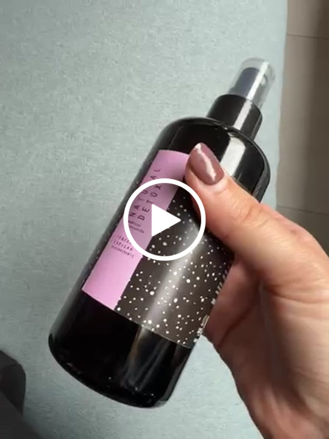 Customer video review of Rutina completa Antifrizz | Shampoo en barra + tónico desenredante antifrizz