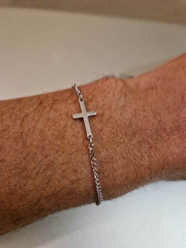 Customer photo review of CROSS BRACELET | Silver