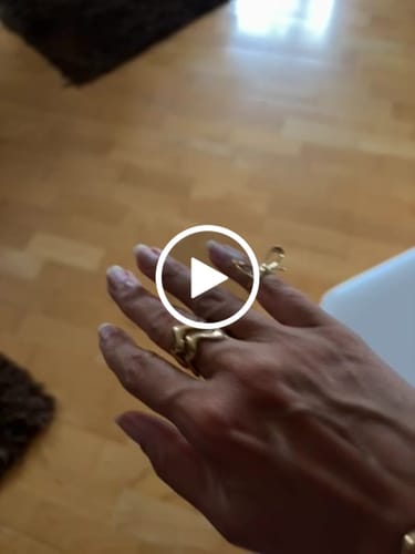 Customer video review of Poise Wave Cuff Bangle