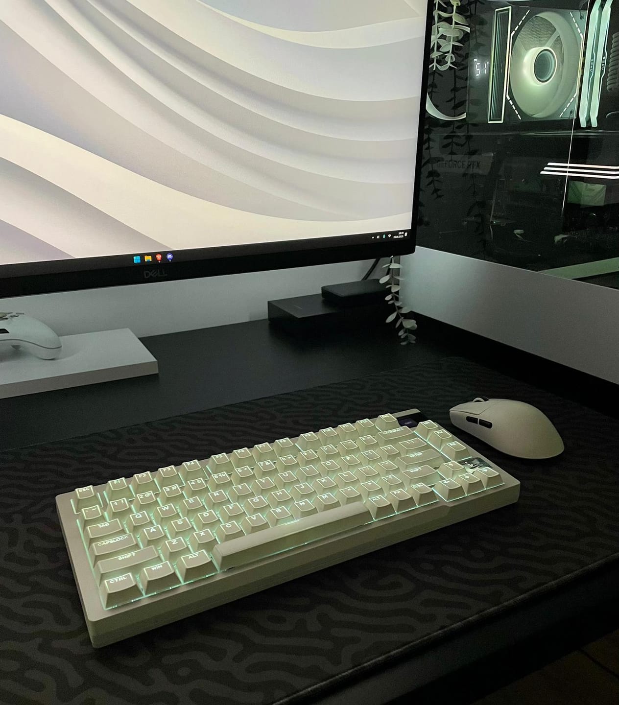 Customer photo review of Sikakeyb Prism Shine-Through PBT Tuş Takımı