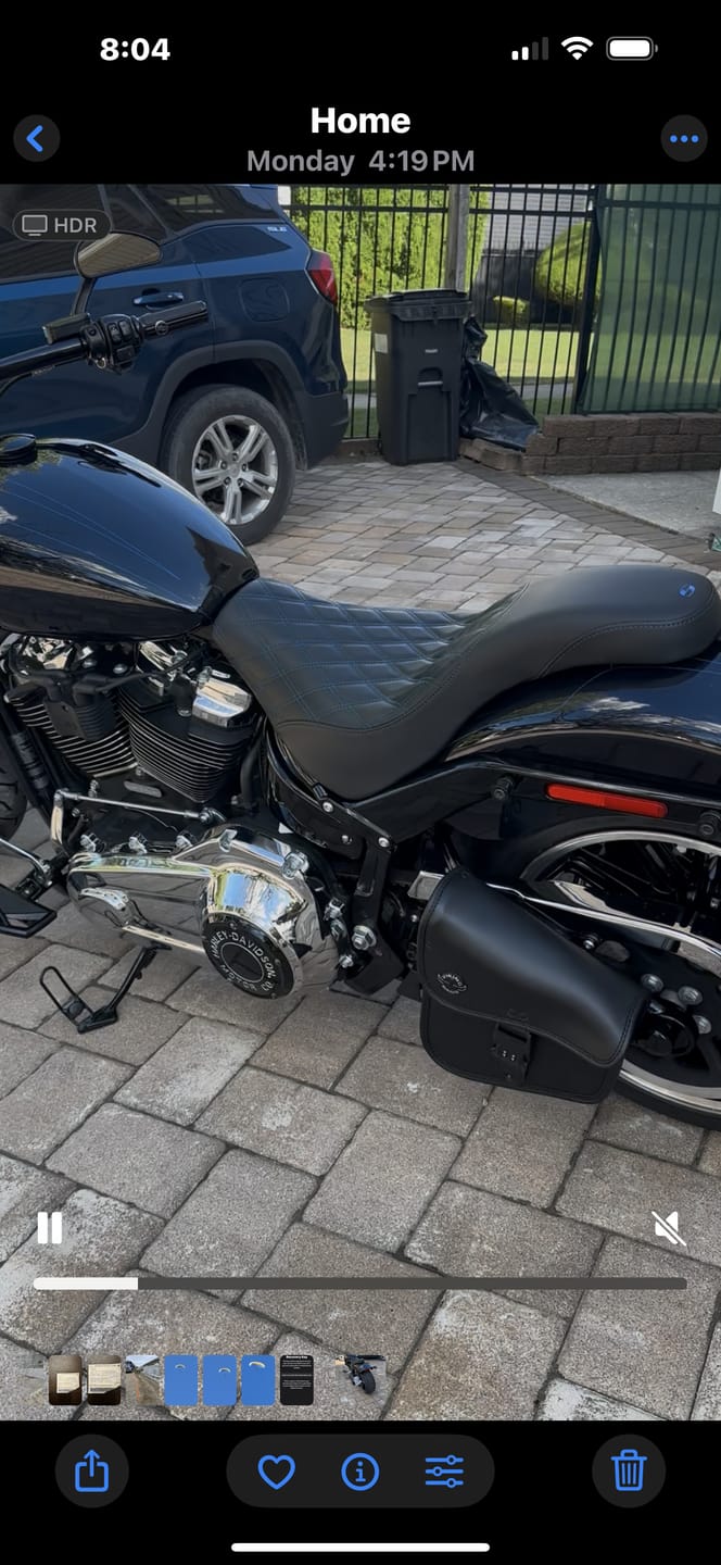 Customer photo review of 3L - Digilock Motorcycle Swingarm Bag for Harley Softail
