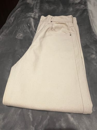 Danielle B. review of Calça Jeans Reta Araçá Marrom Escuro image 1 out of 1