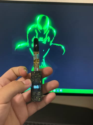 Customer photo review of 1 Gram THC-A Blend Vape Cartridge | Wedding Cake - Indica