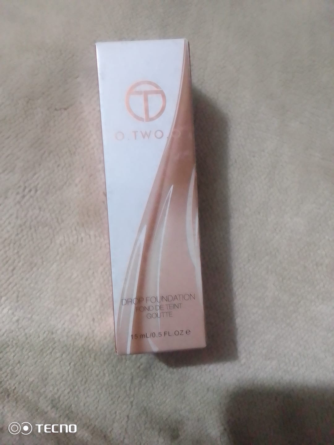 Customer photo review of O.TWO.O LIQUID DROP FOUNDATION