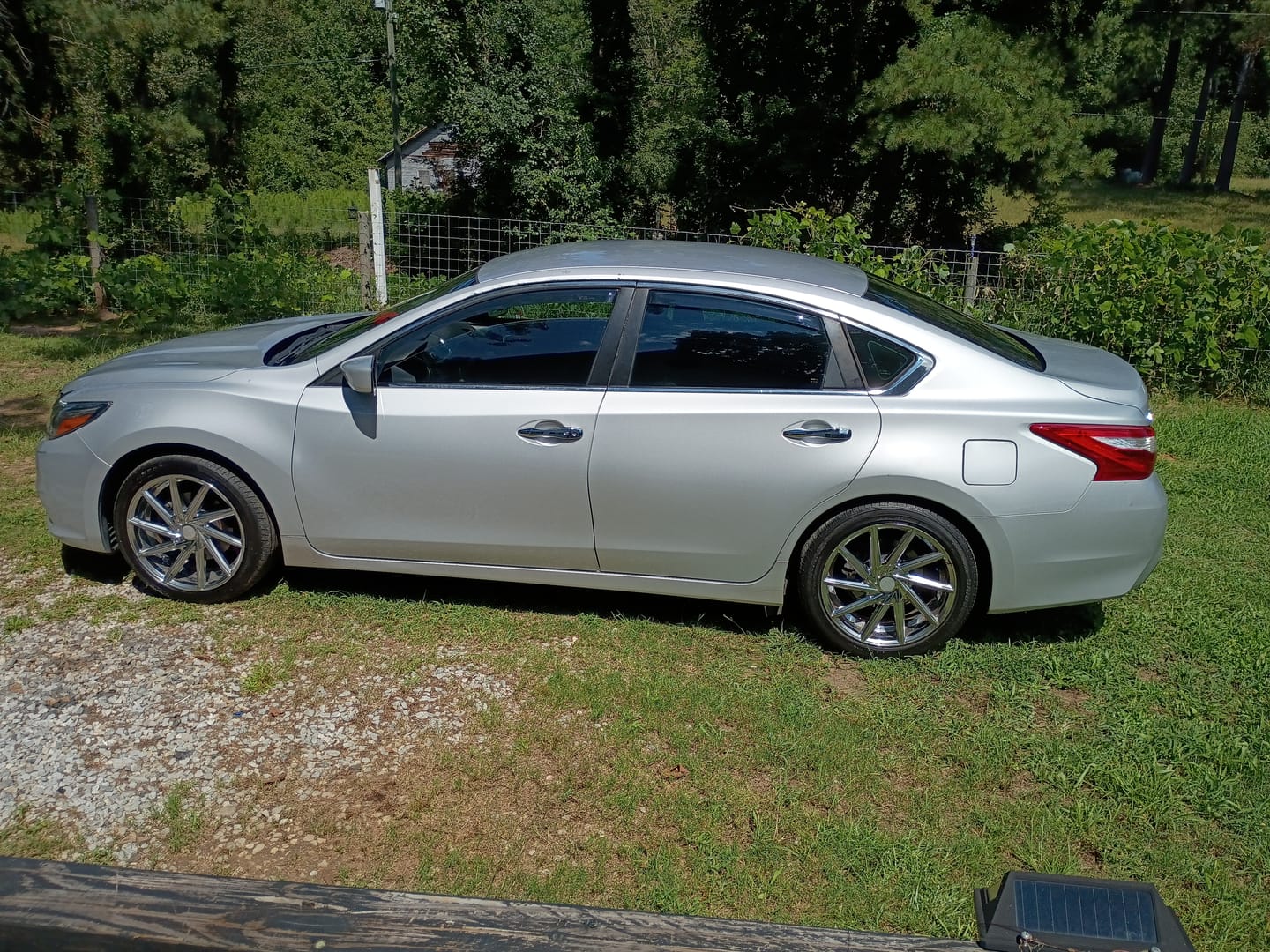 Customer photo review of 2013-18 Nissan Altima Window Visors Wind Deflectors Rain Guards