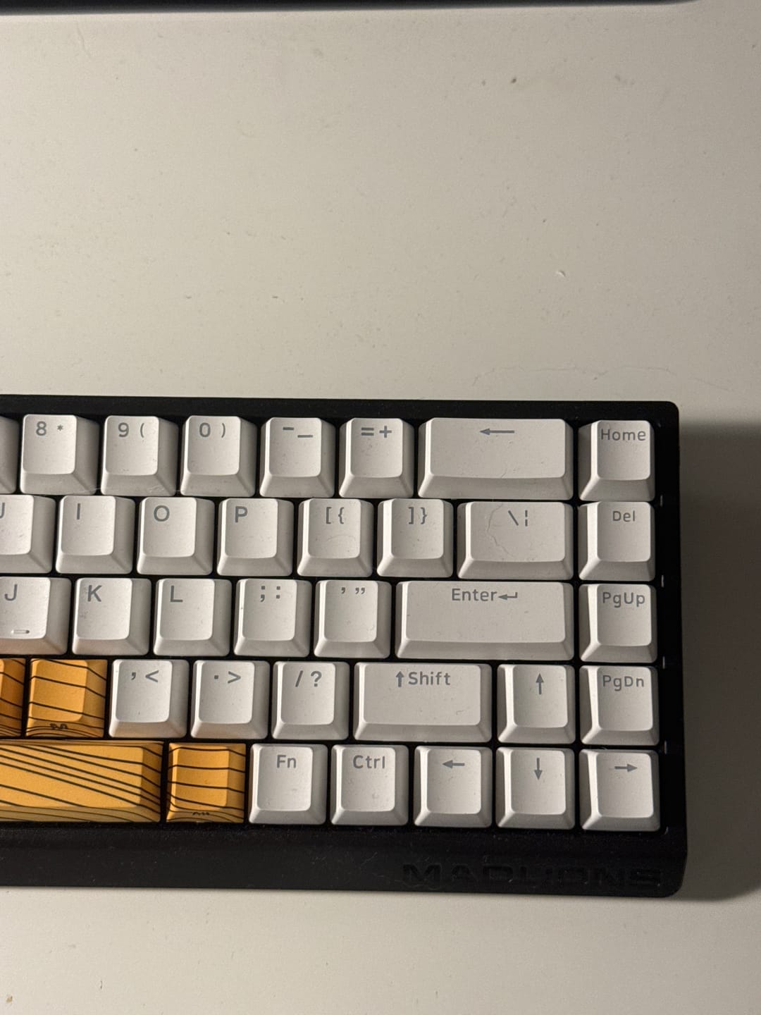 Customer photo review of Wraith Shine-Through Tuş Takımı