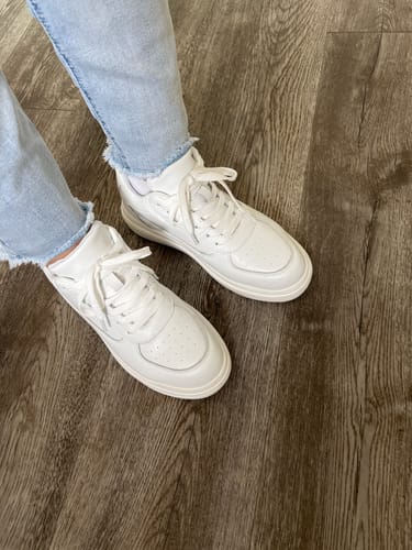 Customer photo review of ELEVATESHOES WHITE CASUAL