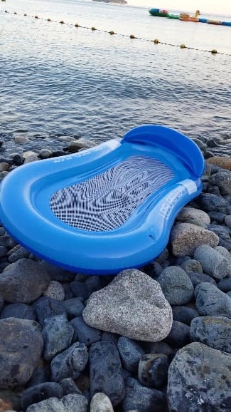 Customer photo review of Aufblasbare Wasserhängematte – Luftmatratze für Strand & Party