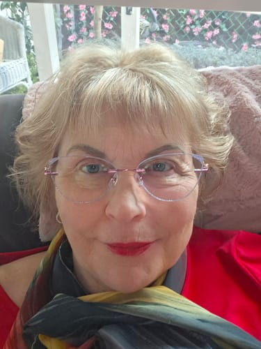 Customer photo review of Jenna Eyeglasses