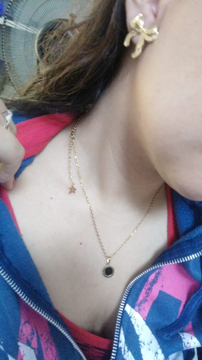 Customer photo review of Collar Medalla