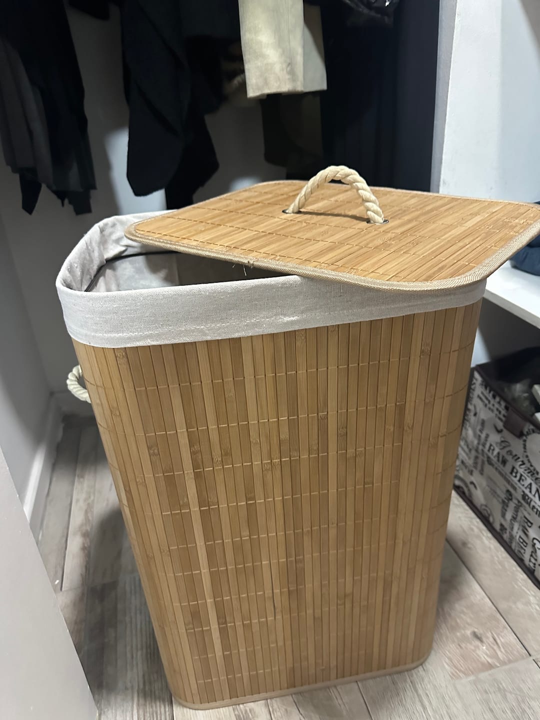 Customer photo review of Canasto Cesto Ropa Sucia Pleglable Look Bambu Grande Tapa Im
