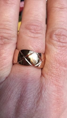 Customer photo review of CRUSH RING 10MM QUILTED