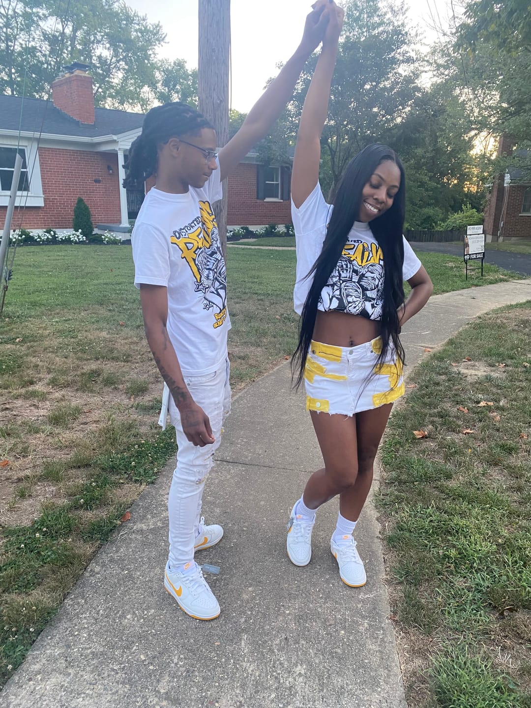 Customer photo review of Yellow Collection DopeSkill Oversize Print T-Shirt Distorted Realms Graphic
