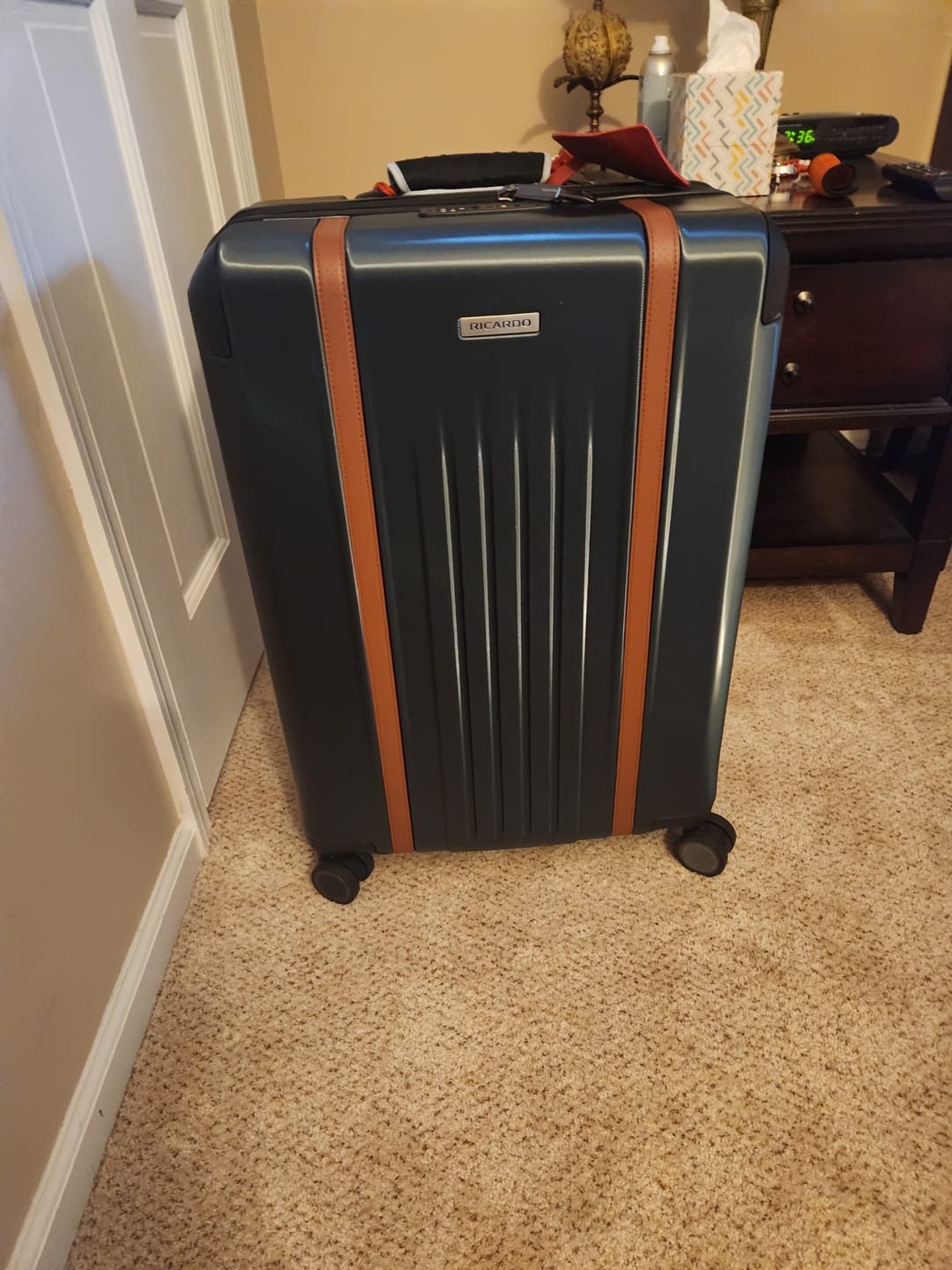 Customer photo review of Montecito 2.0 Hardside 2-Piece Set (21" Carry-On, 25" Medium Checked)