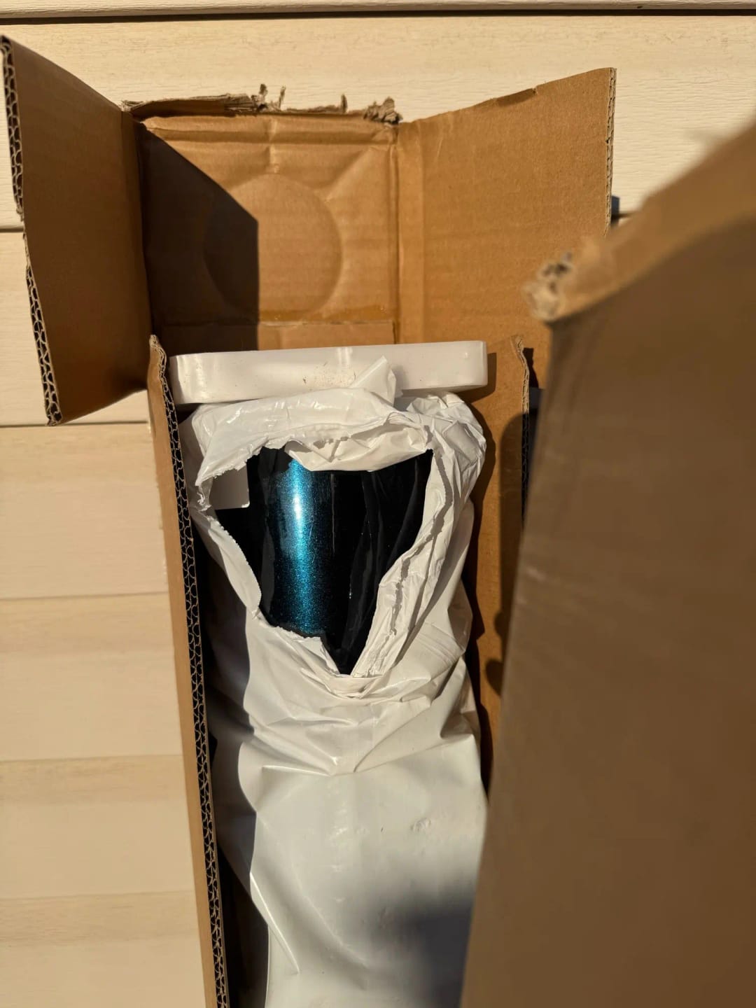 Customer photo review of Mallcas™ Glossy Metallic Ghost Midnight Blue Vinyl Wrap (PET Liner)