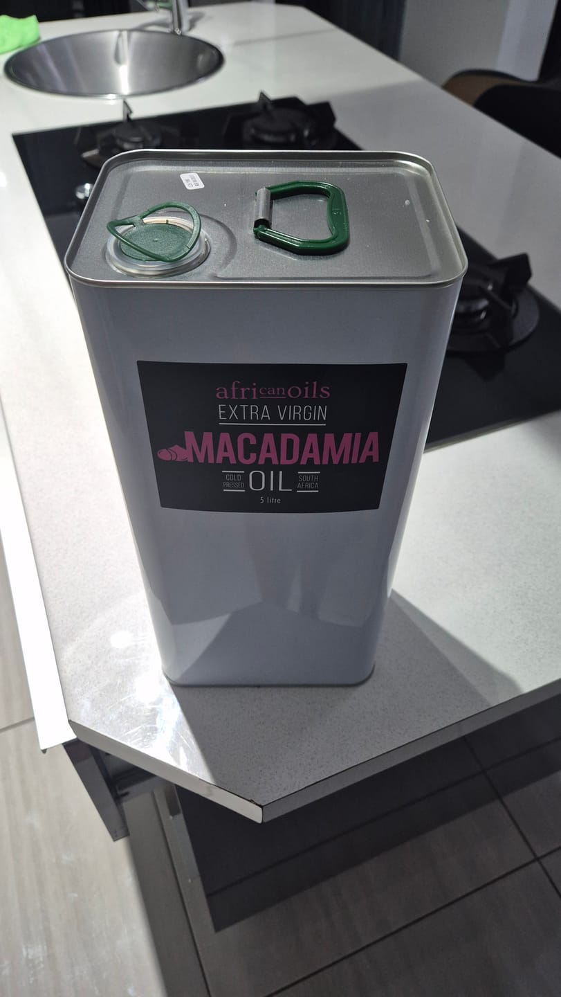 Customer photo review of 5L Cold-Pressed Macadamia Oil - Mbombela